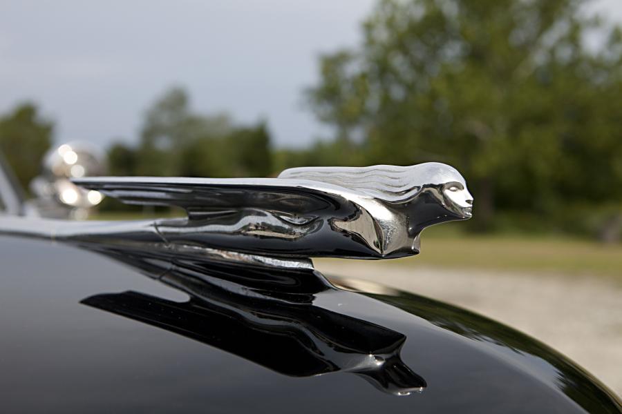 Cadillac Series 62 Convertible Coupe 1942 года  (фото 42 из 48)